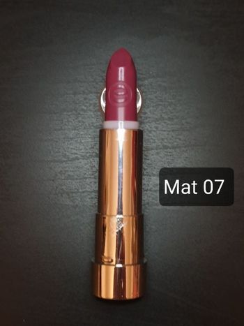 Rouge à lèvres Essence 07 mat