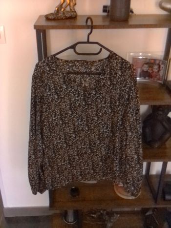 Blouse multicolore neuf taille 40