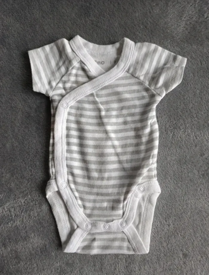 Lot 3 bodies Gémo 50 cm - photo numéro 3