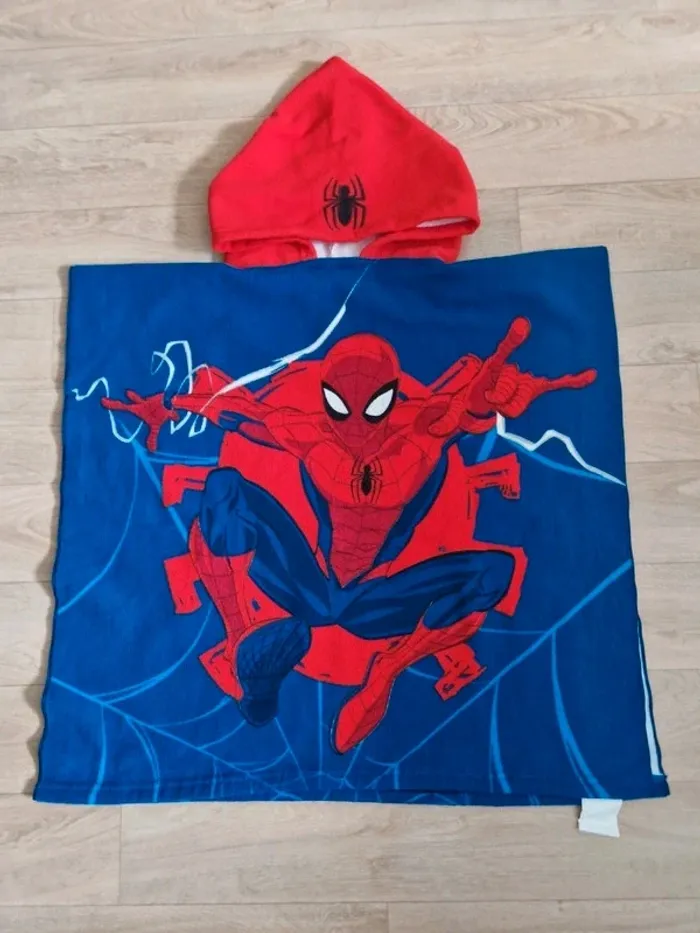 Cape de bain Spiderman