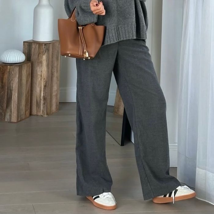 Pantalon old money gris Mango