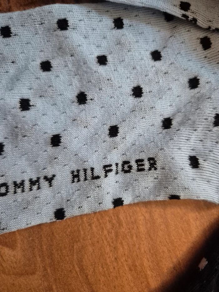 Lot de 2 paires de chaussettes Tommy Hilfiger 39/42 neuves - photo numéro 4