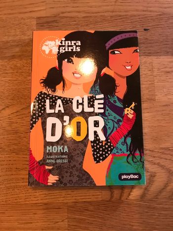 Livre Kinra Girls Numéro 6 La clé d’or