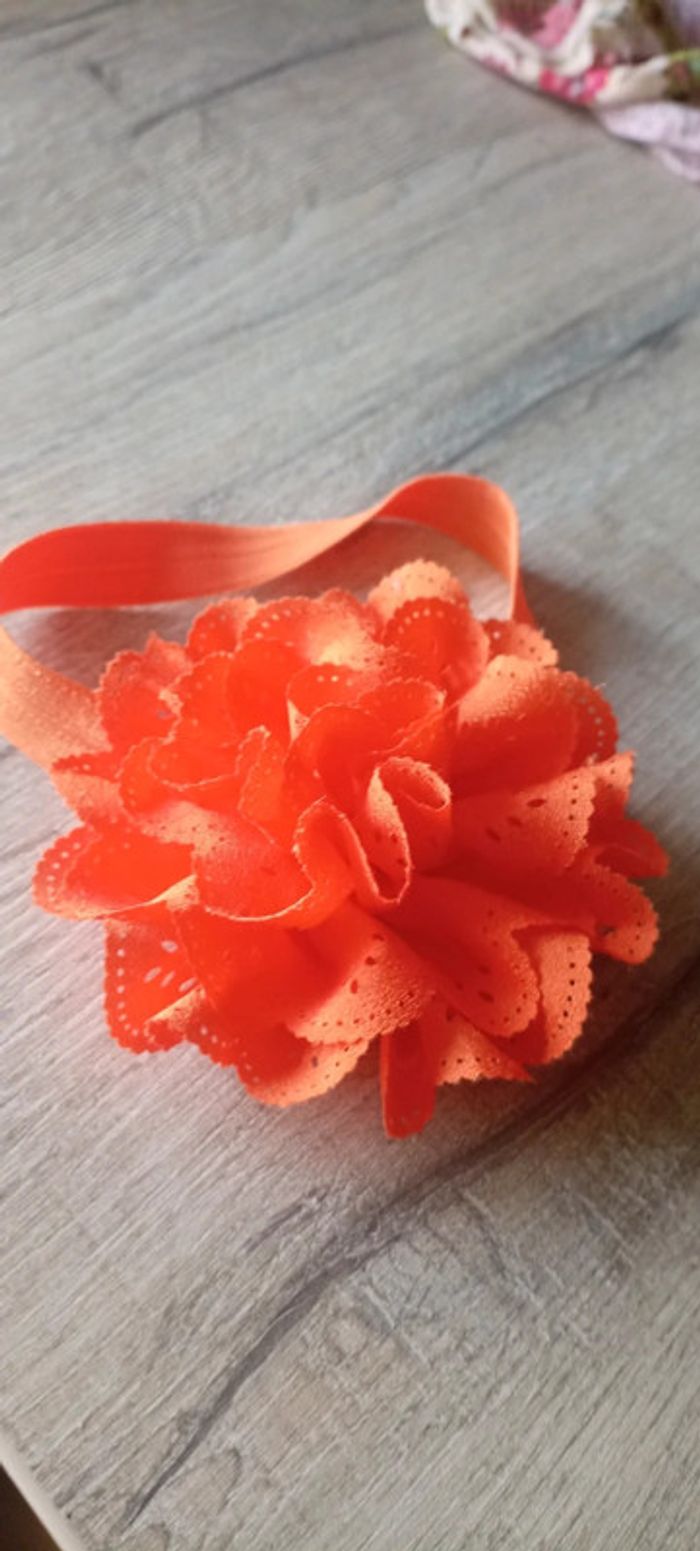 Bandeau grosse fleur orange