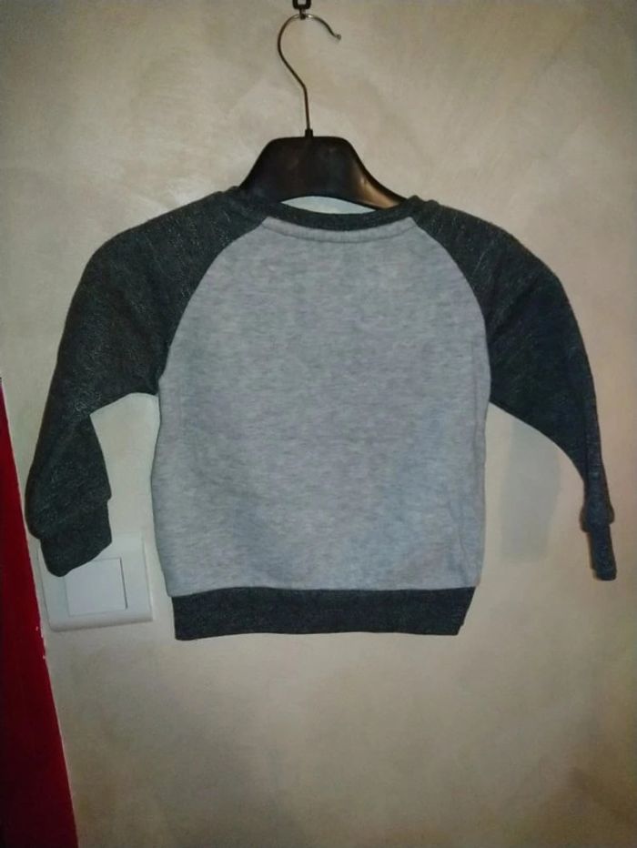 Sweat Primark #miniboss 18 mois - photo numéro 4