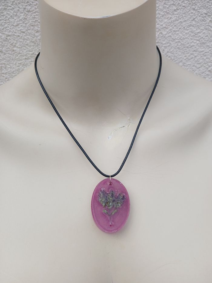 Collier fleur mauve - photo numéro 2