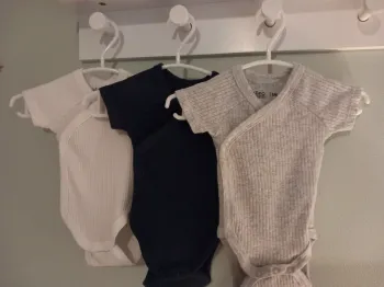 Lot 3 bodies Gémo
