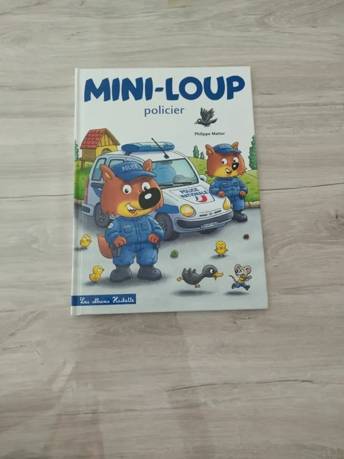 Mini- Loup policier