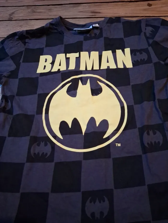 Tshirt batman 7/8 ans - photo numéro 2