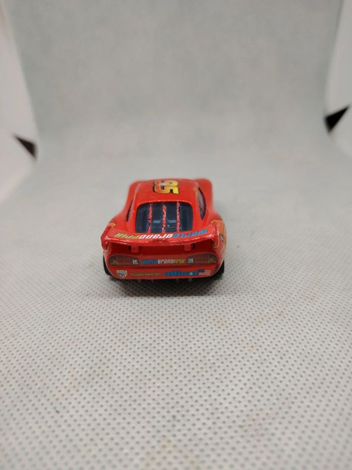 Voiture cars disney metal flash McQueen lightning - photo numéro 6