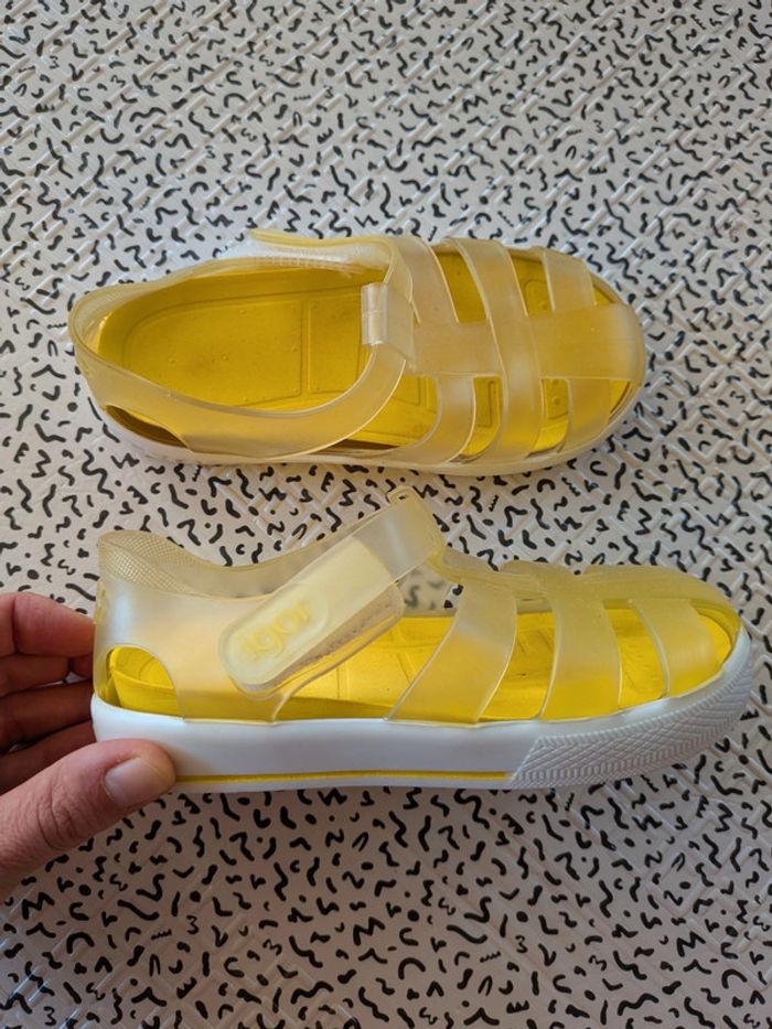 Sandales de plage IGOR pointure 26 jaunes