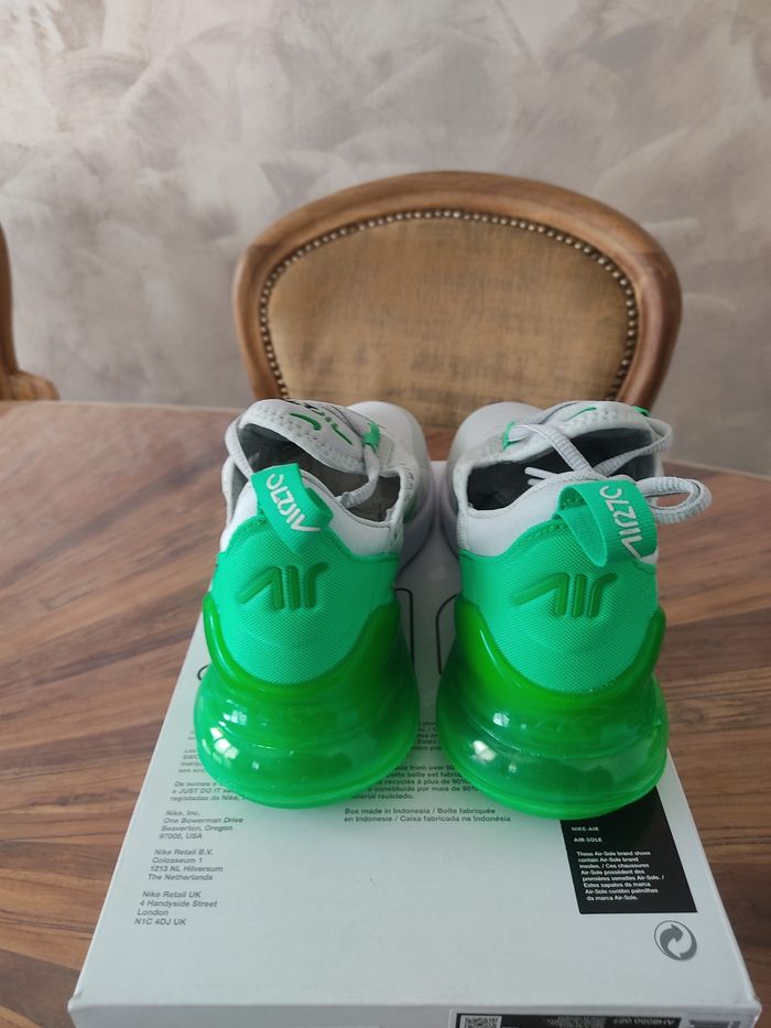 Baskets Nike air max 270 T 38.5 - photo numéro 5