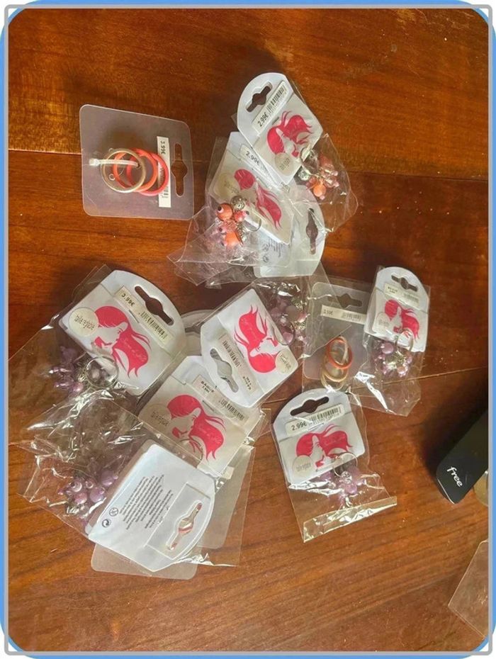 Lot 14bagues neuve avec étiquette