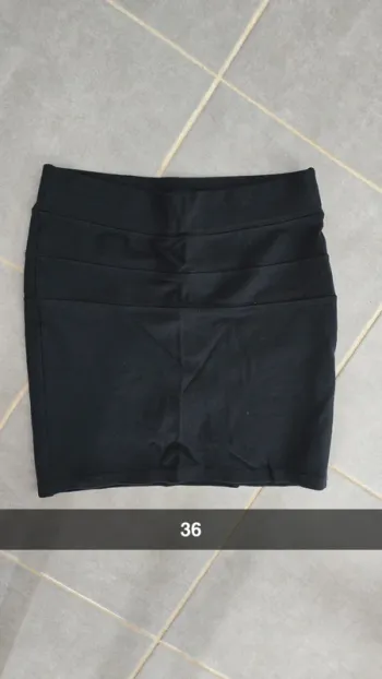Jupe noir élastique