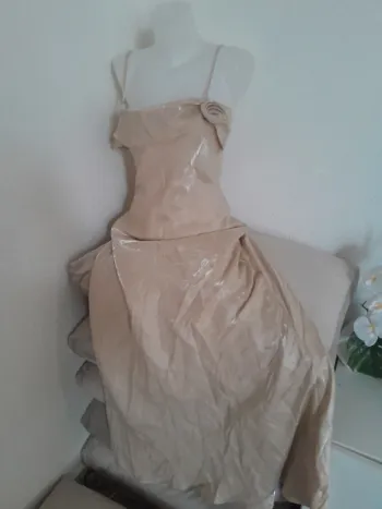 Robe toute occasion 💫Touché satin💫taille 40