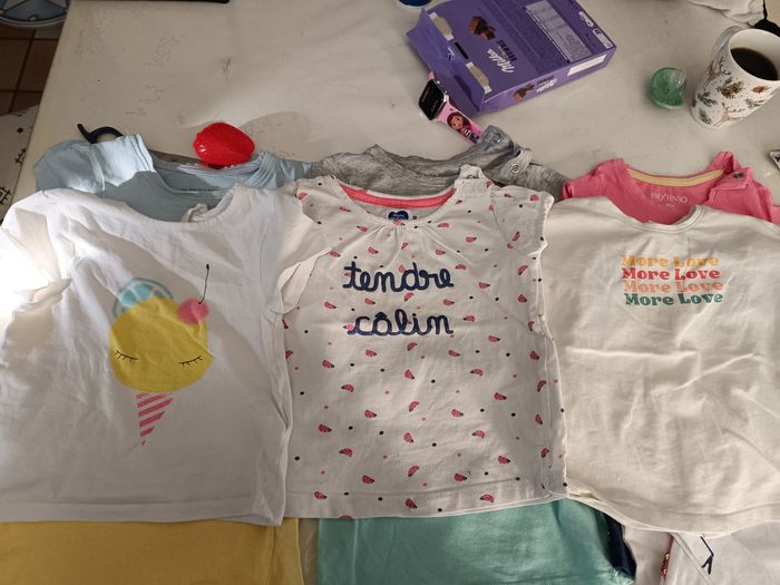Lot de t shirt - photo numéro 2