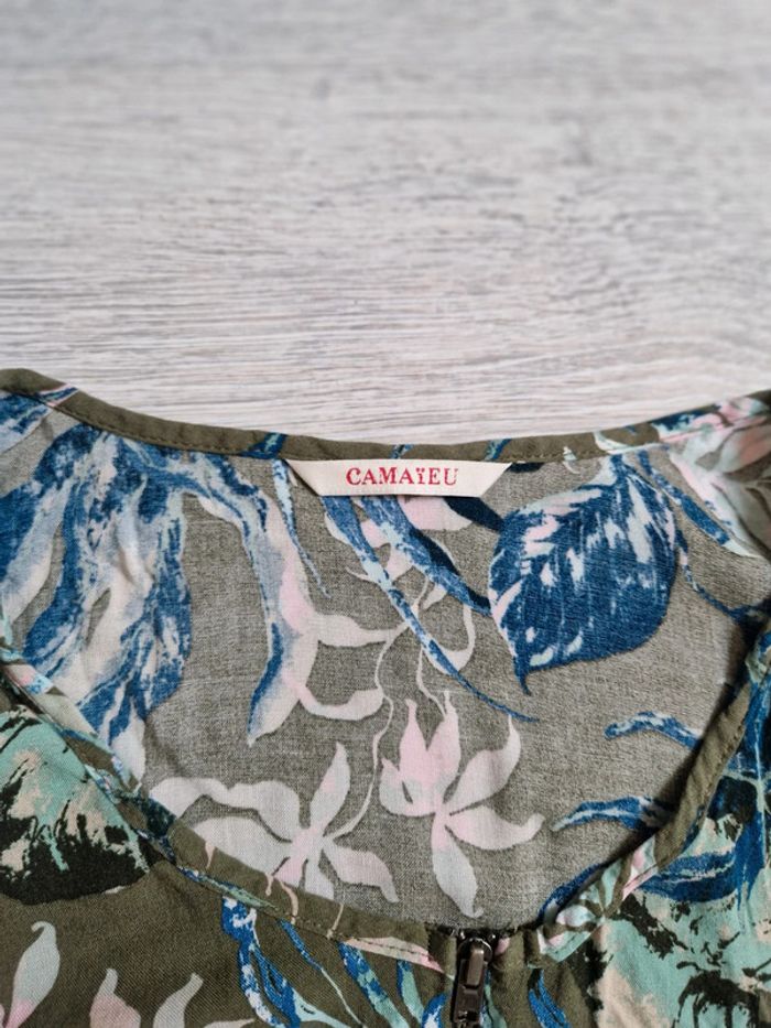 Combishort kaki Camaïeu étiquette de taille coupée mais convient à un XS - photo numéro 2