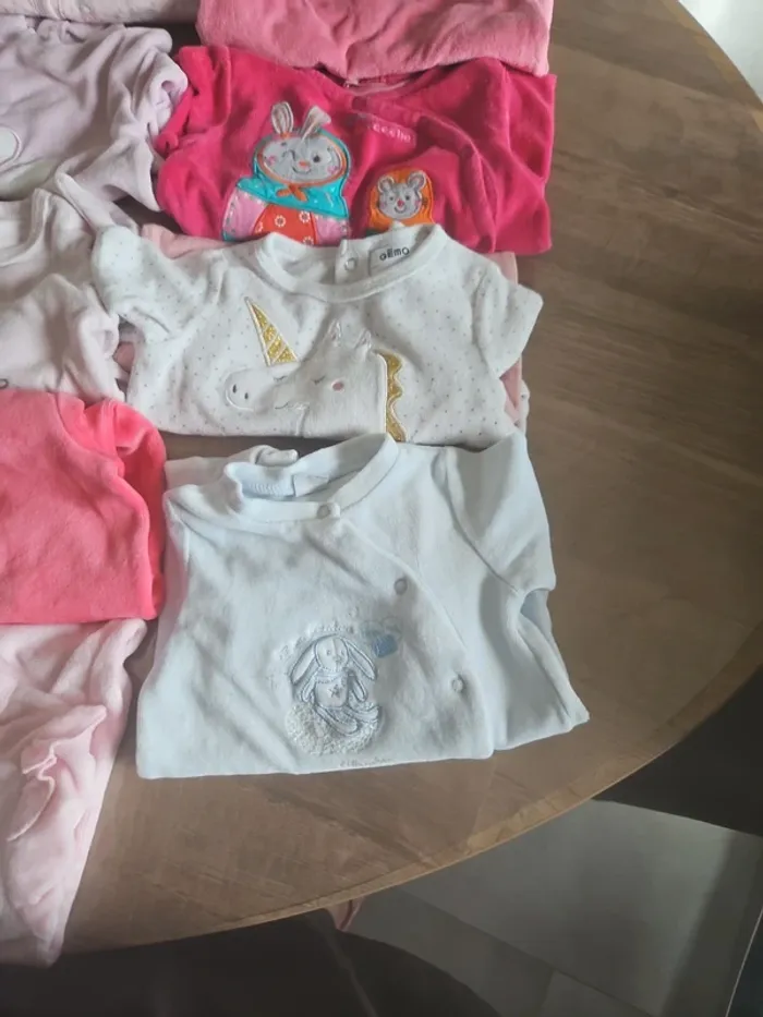 Lot de 13 pyjamas - photo numéro 3