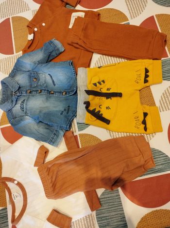 Lot de vêtements  1 mois