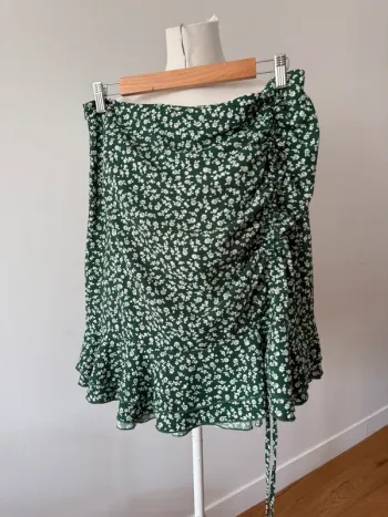 Jolie jupe fleurie XL/42