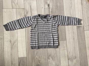 Pull garçon col V