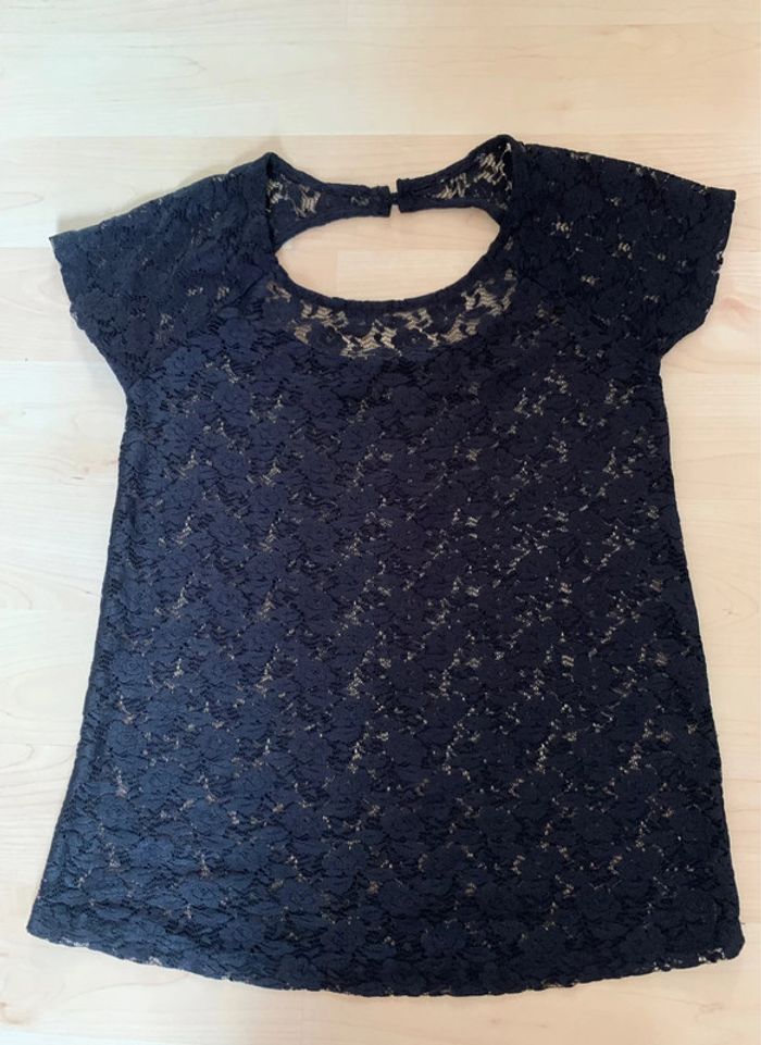 🖤 T-shirt en dentelle noire transparent – Taille S - photo numéro 5