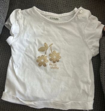 Tee shirt blanc à fleur
