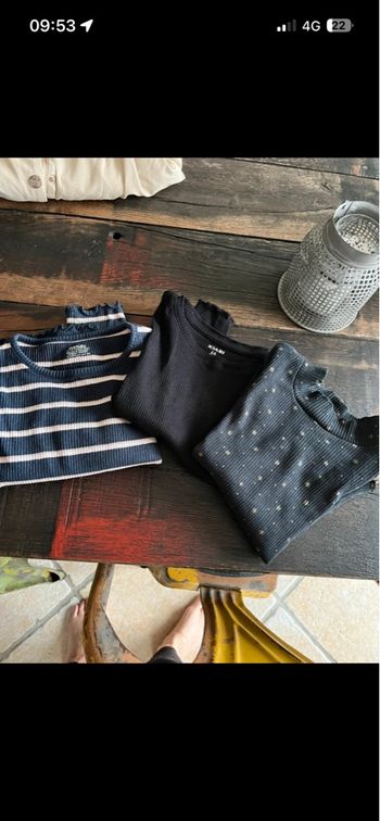 lot 9 vêtements fille ( leggings, tee shirt , pantalons 