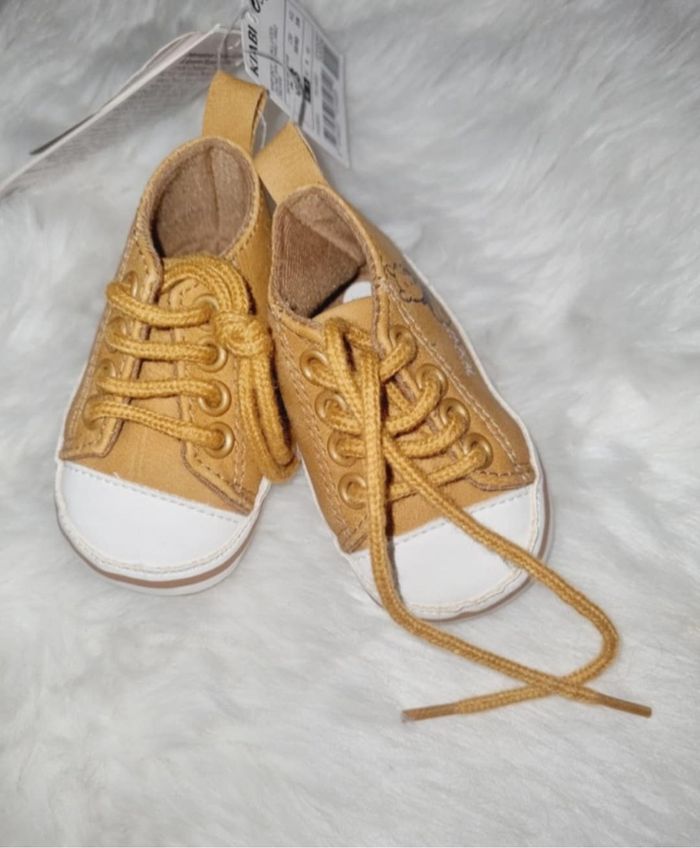 Chaussures bébé 0-3 mois - photo numéro 3