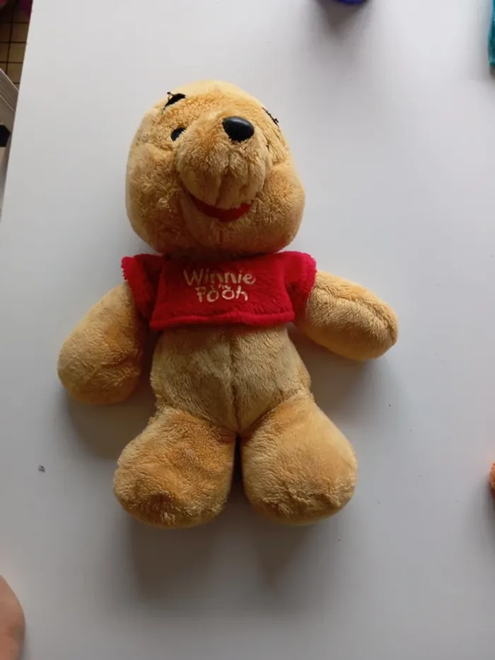 Peluche Winnie l'Ourson