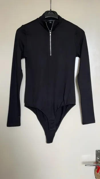 Body zippé Fashion Nova T36 🖤