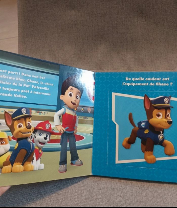 Livre cartonné pat patrouille les couleurs - photo numéro 3