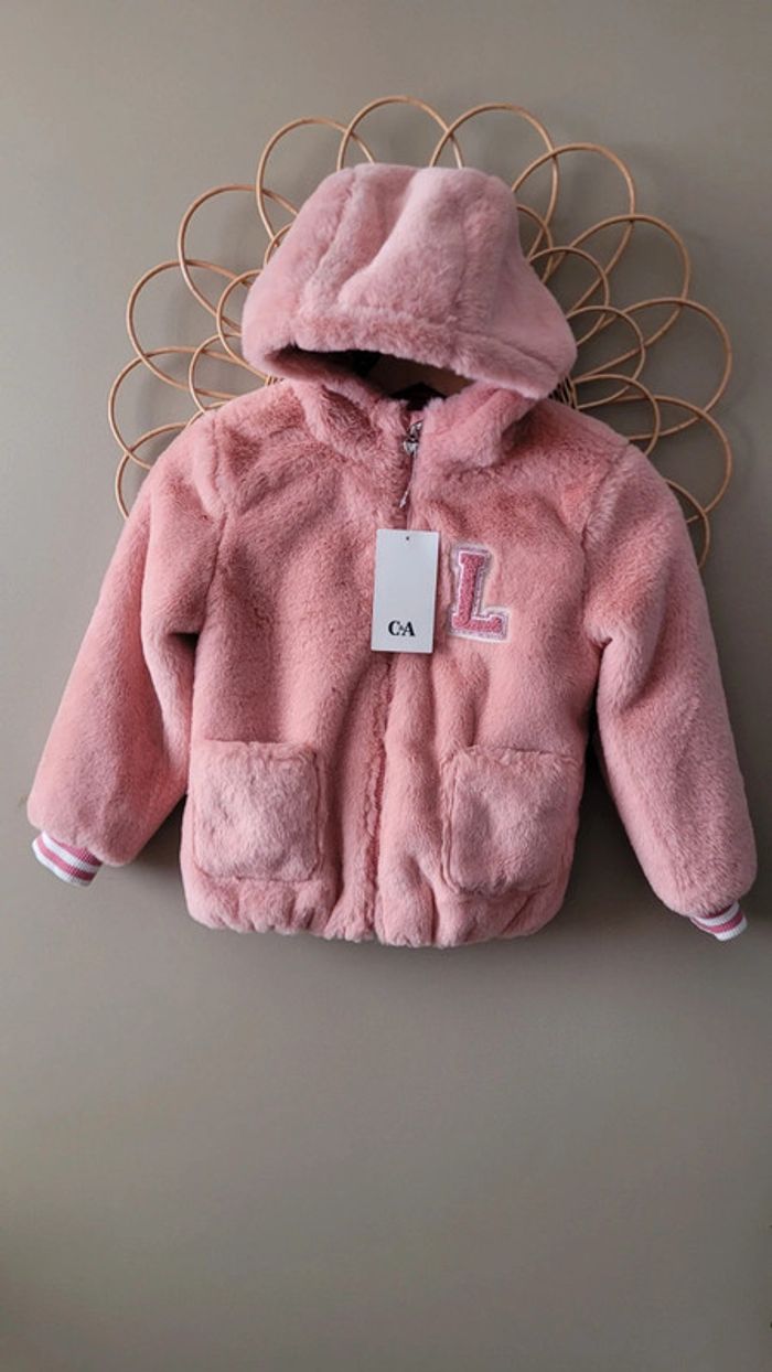 Veste polaire neuve 7 ans - photo numéro 3