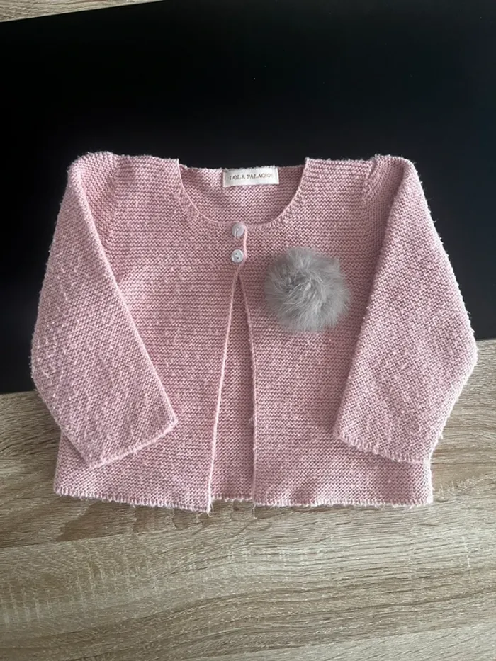 Gilet fin taille 3 (taille petit plutôt 12 mois)