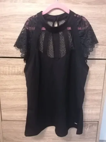 Haut noir Morgan en dentelle taille M