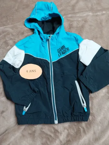 Veste 4 ans