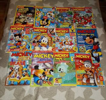 Lot 12 magasines le journal de Mickey