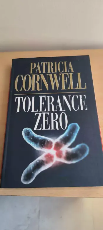 Livre Sans Raison - patricia cornwell tres bon etat