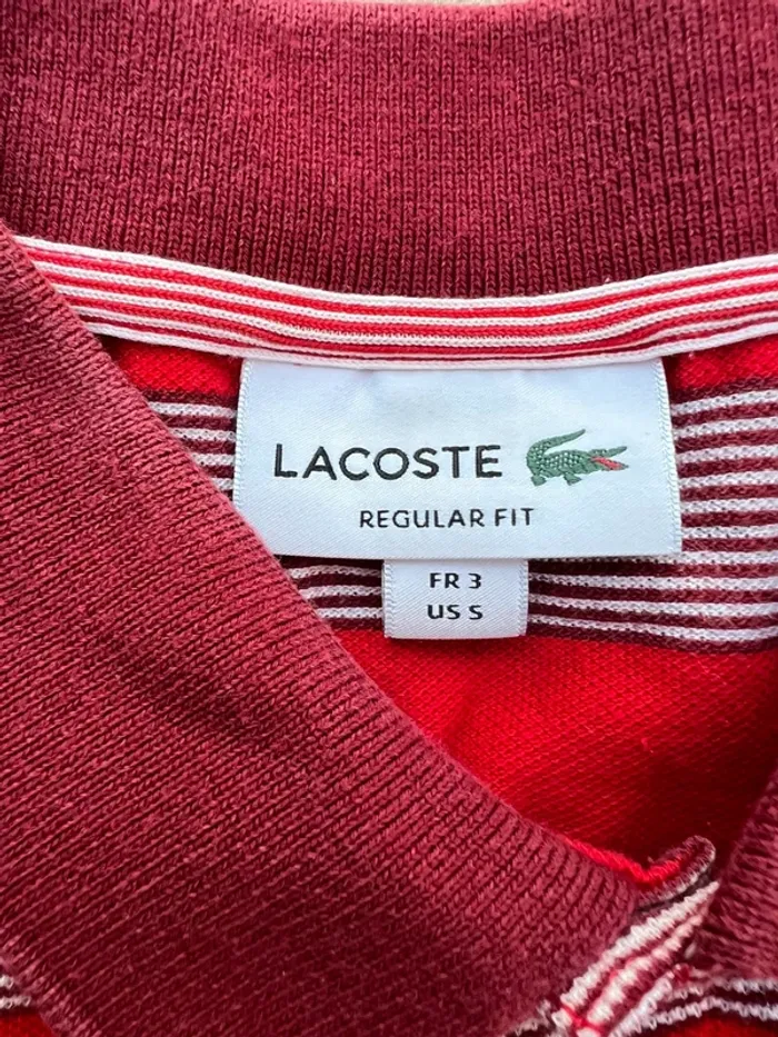 Polo Lacoste à rayures rouge et blanc taille S - photo numéro 3