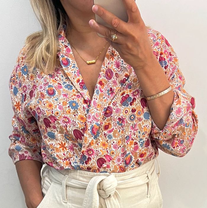 🌺 Chemise à fleurs style vintage Taille 38/40