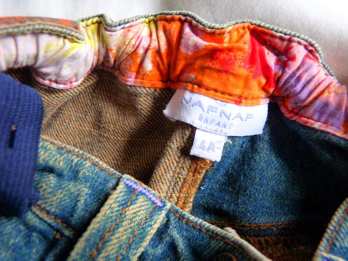Jupe en jean Fille 4 ans NAF NAF bleu imprimée TBE - photo numéro 4