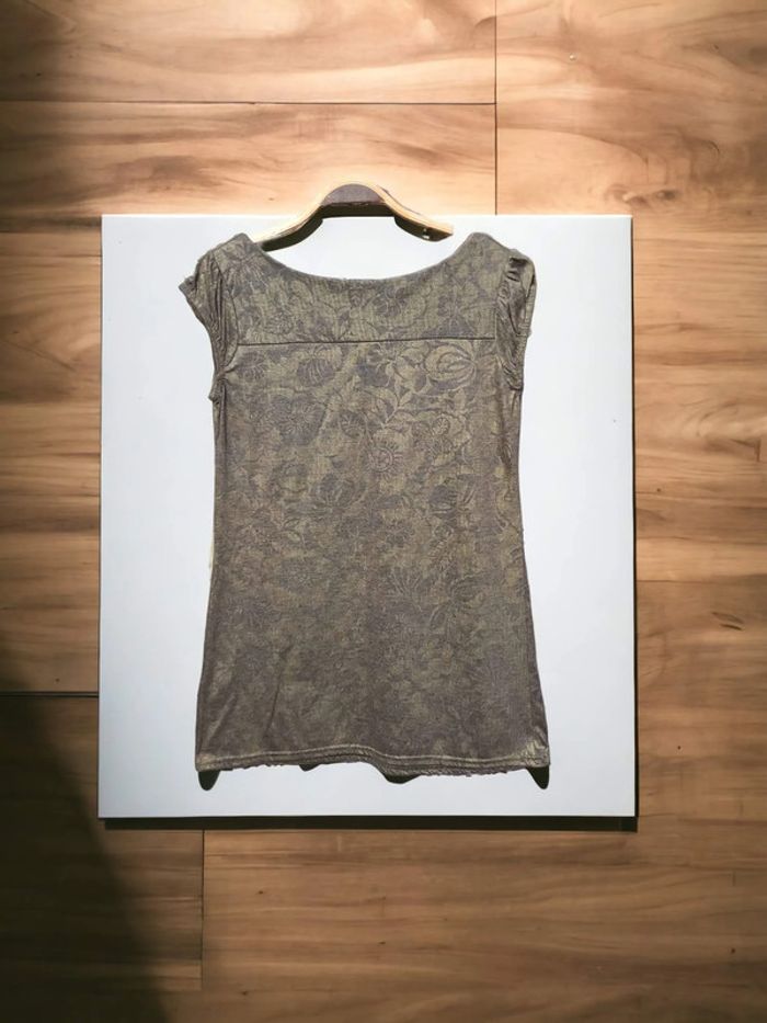 Top Promod kaki imprimé floral, détails brodés, allure bohème chic