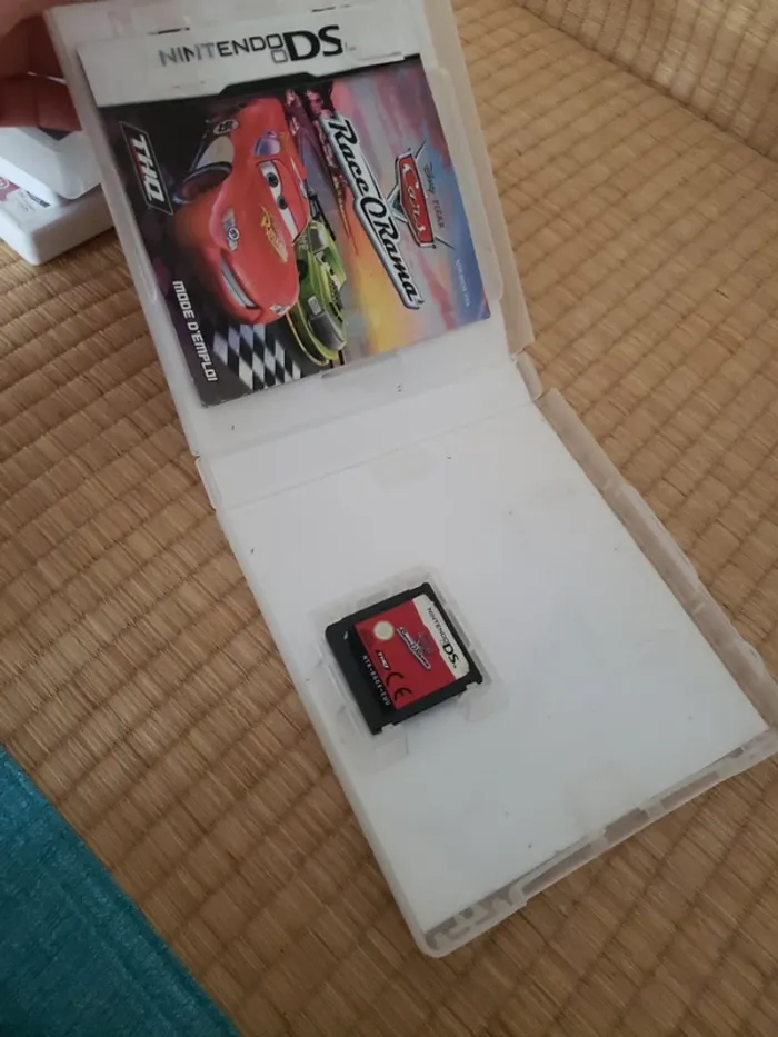 Lot de 4 jeux Nintendo DS cars, sims 2, quête d'Olaf et Lego - photo numéro 6
