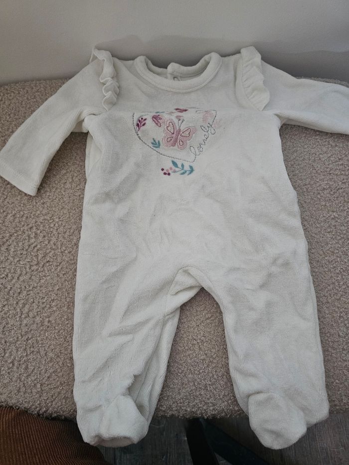 Lots de pyjama bébé 1 mois - photo numéro 3