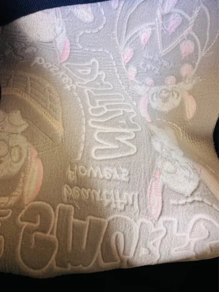 Sweat original Stitch x The Smurfs – Datian Studio – Edition limitée - photo numéro 9