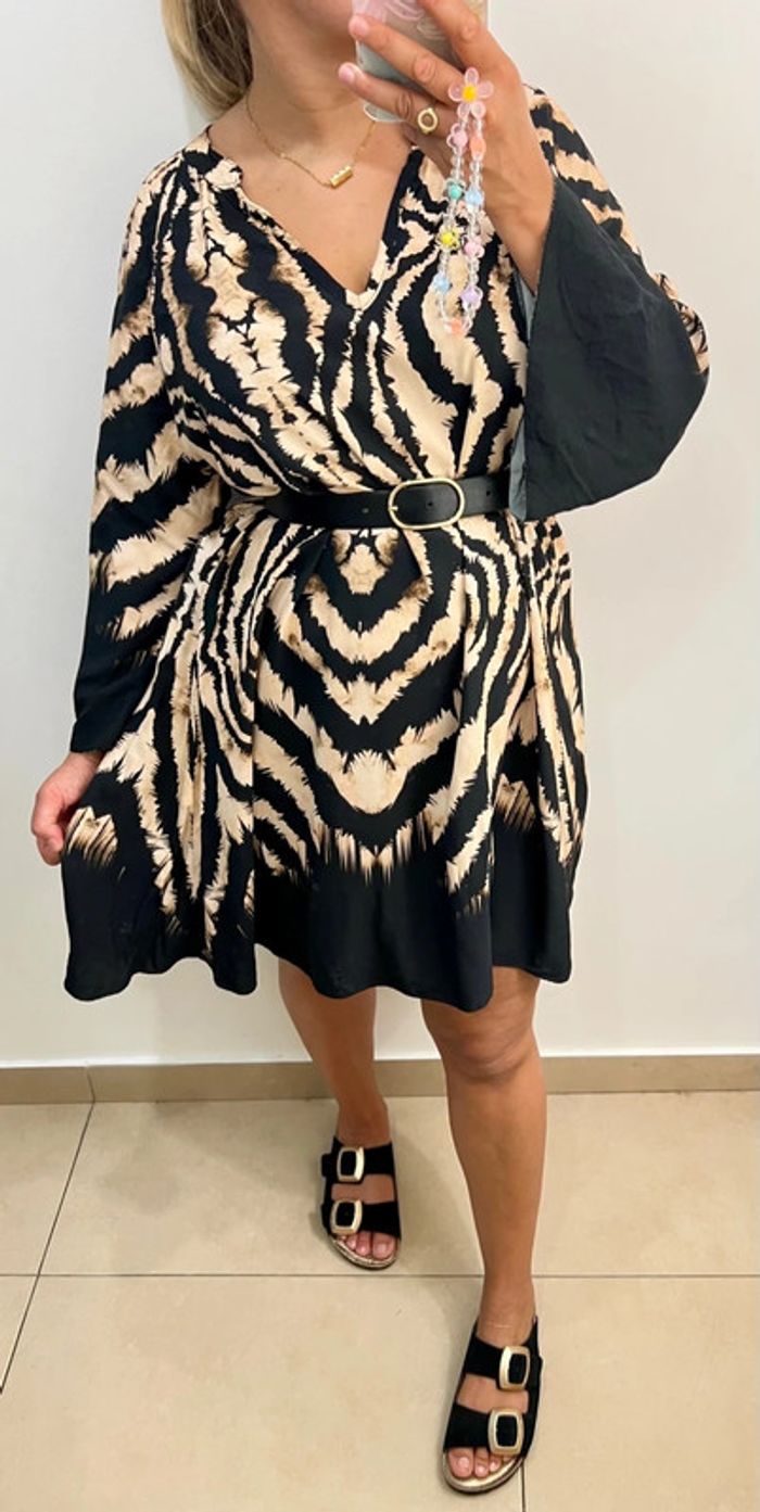 🌸Robe imprimée col v Taille unique
