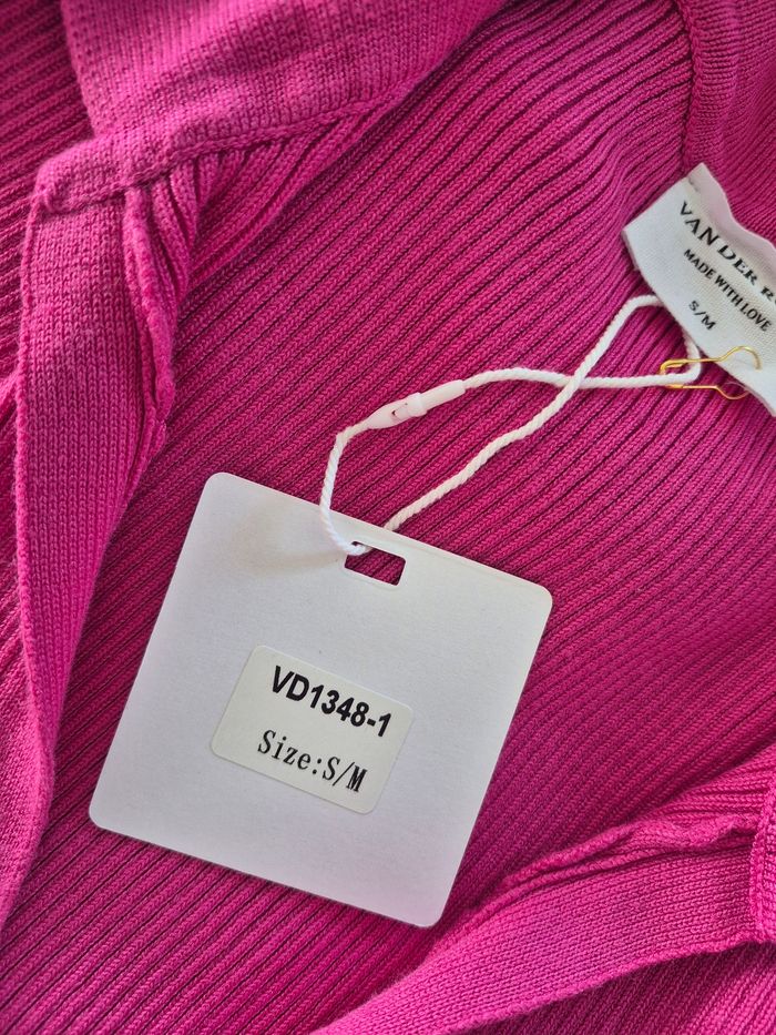 Top femme Col V Fuschia Manches courtes S/M - photo numéro 3