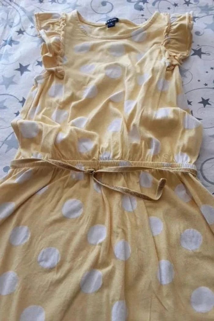 Robe. - photo numéro 2