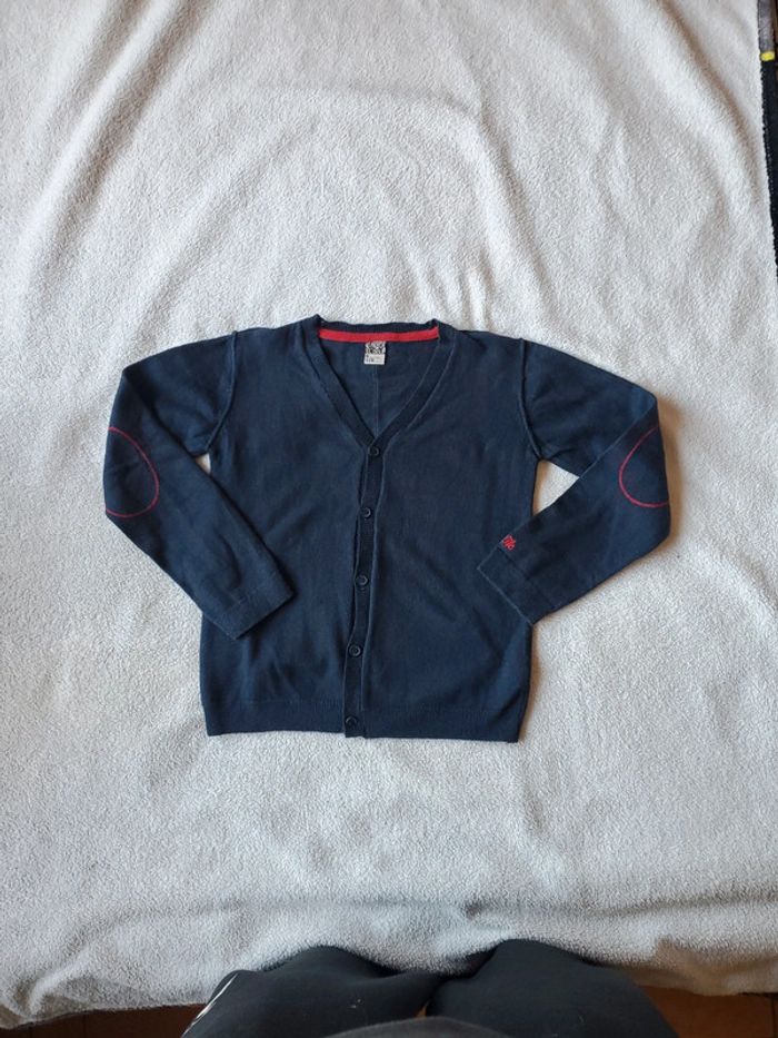 Gilet à boutons 8 ans