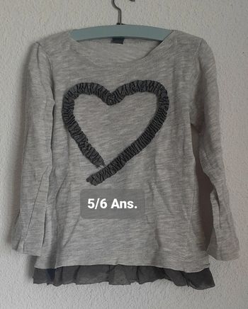 😍 Joli tee-shirt. 5/6 Ans. Zara.😍